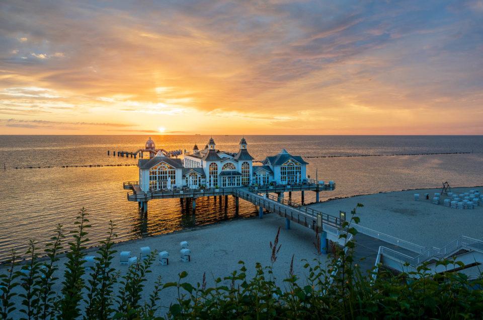 Die Seebrücke von Sellin zum Sonnenaufgang